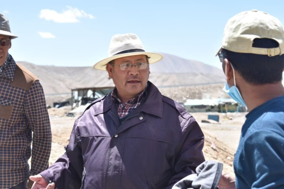 忆融速配 扎根边疆 心系家国——记全国劳动模范、西藏札达县东波村老支书达吉论珠